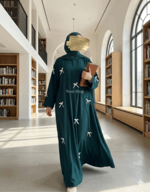 Elegante Satin-Abaya in Tannengrün