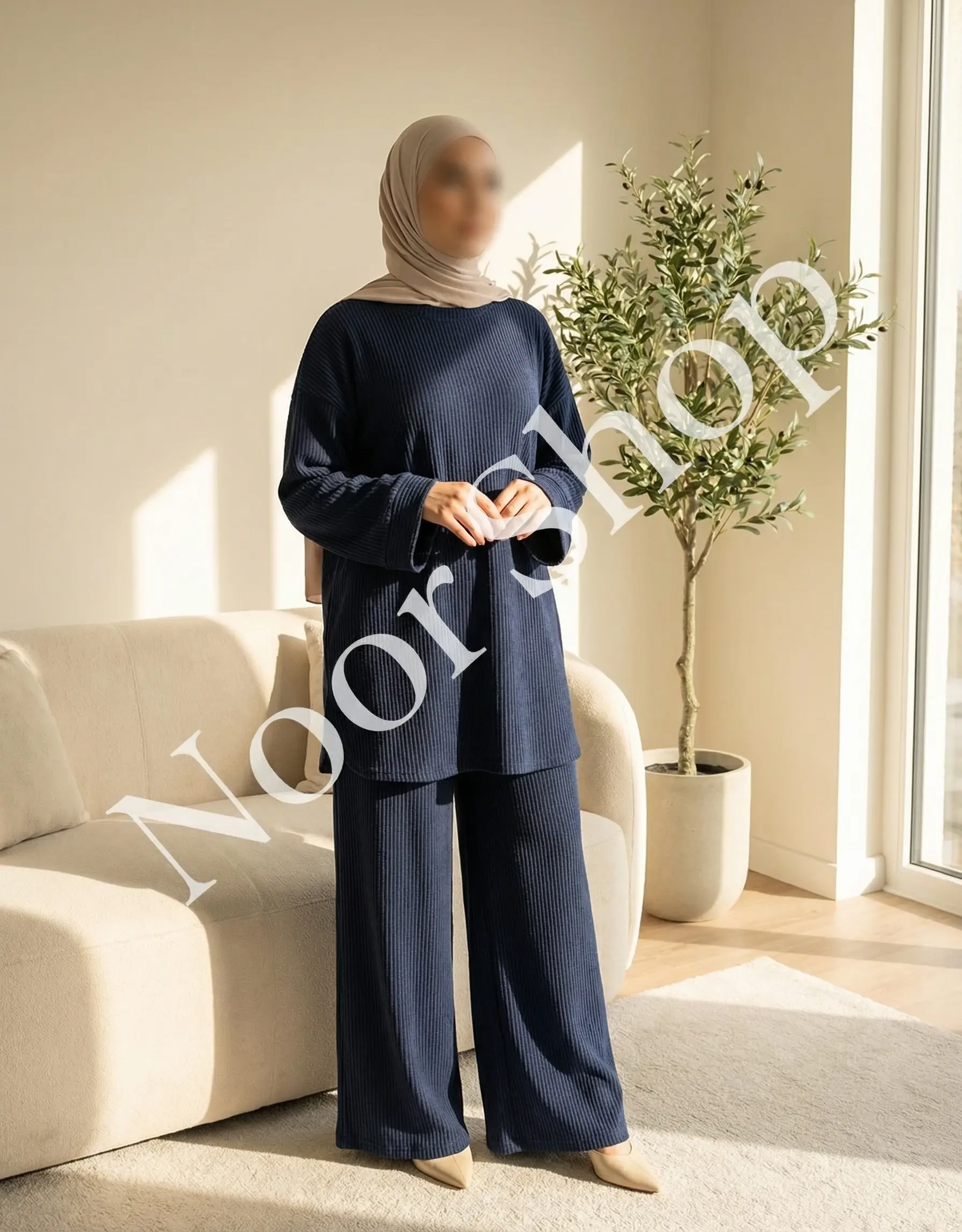 Modest Lounge Set in Navy Blau – zweiteiliges geripptes Damen Outfit mit Hijab